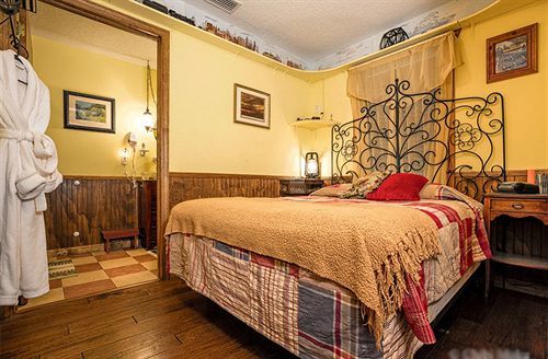 Alling House Bed And Breakfast Orange City Exterior photo
